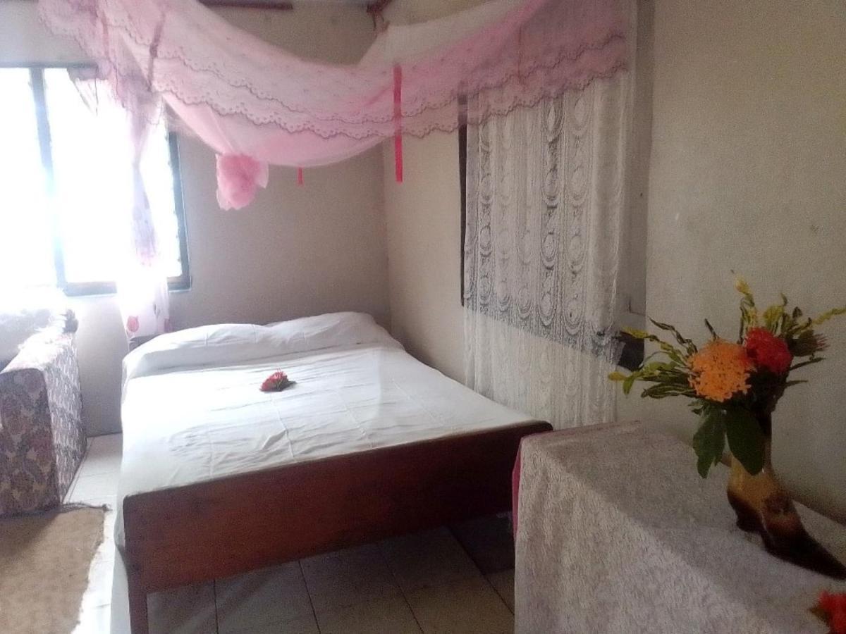 Yasawa Homestays Naisisili Exterior foto