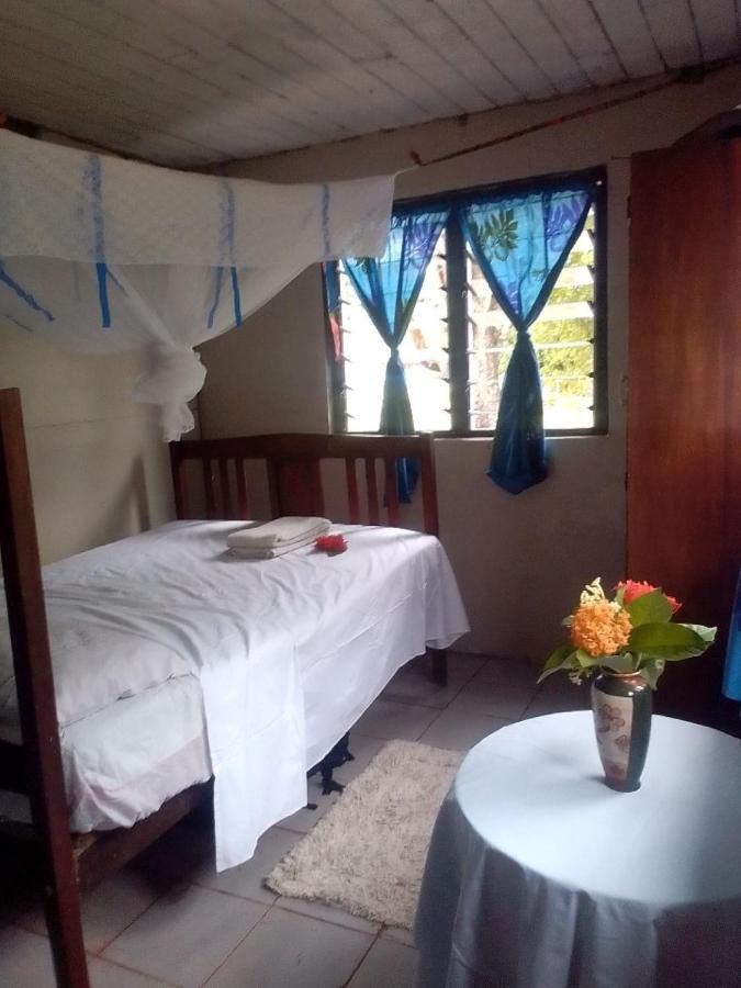 Yasawa Homestays Naisisili Exterior foto
