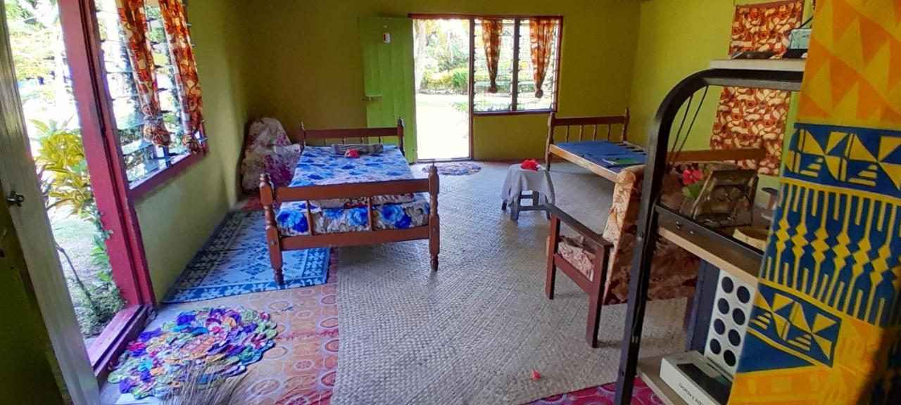Yasawa Homestays Naisisili Exterior foto