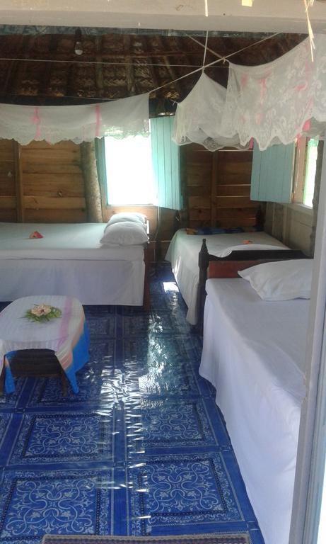 Yasawa Homestays Naisisili Exterior foto