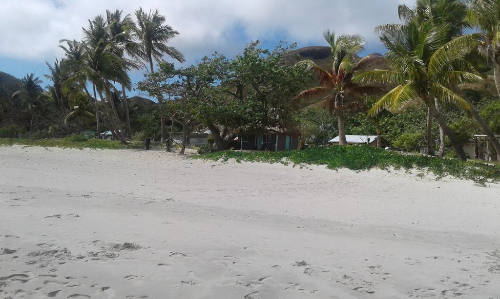 Yasawa Homestays Naisisili Exterior foto