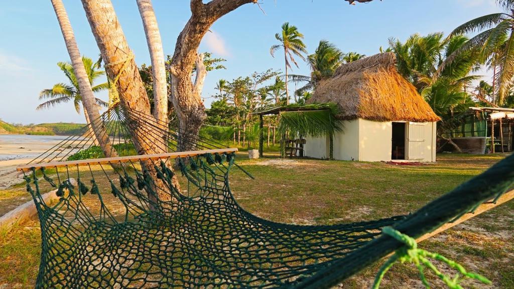 Yasawa Homestays Naisisili Exterior foto