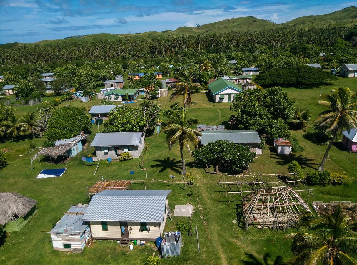 Yasawa Homestays Naisisili Exterior foto